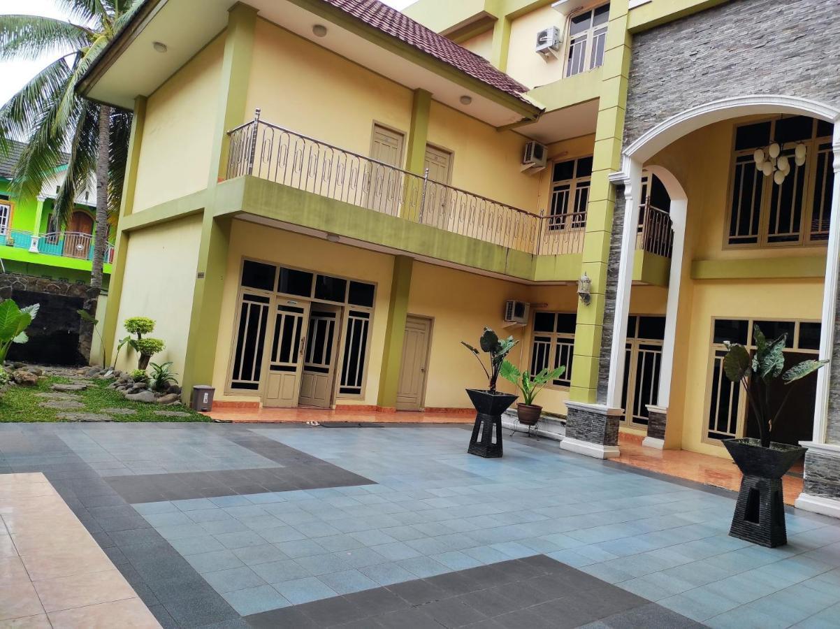 Hotel Randik Sekayu Exterior foto